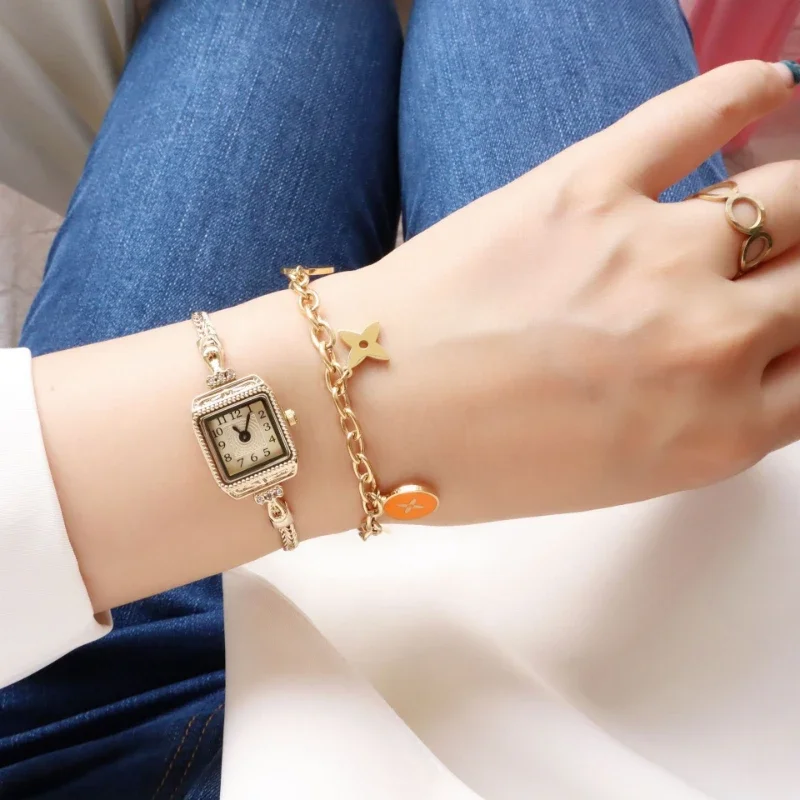 Montre carrée vintage pour fem - Women'S Fashion Digital Watch avis et prix
