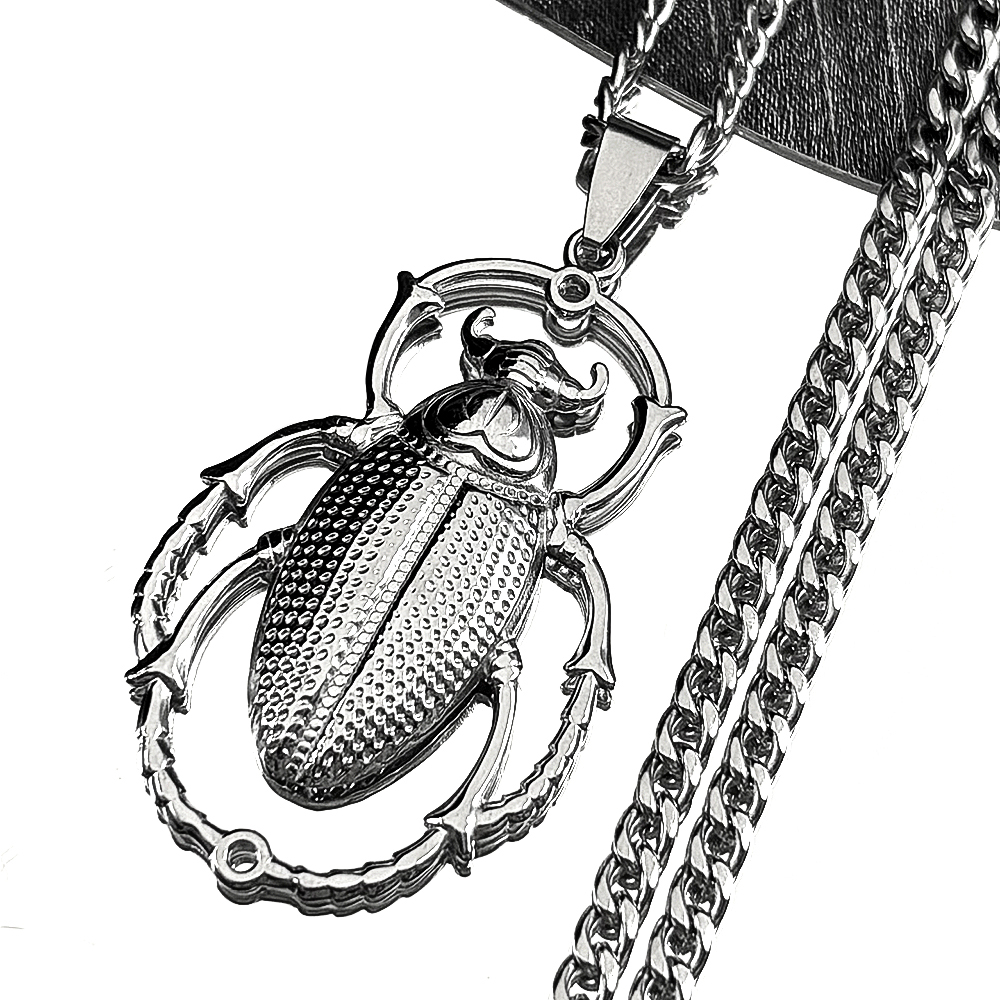 Grand pendentif coccinelle sca - Women Fashion Egypt avis et prix
